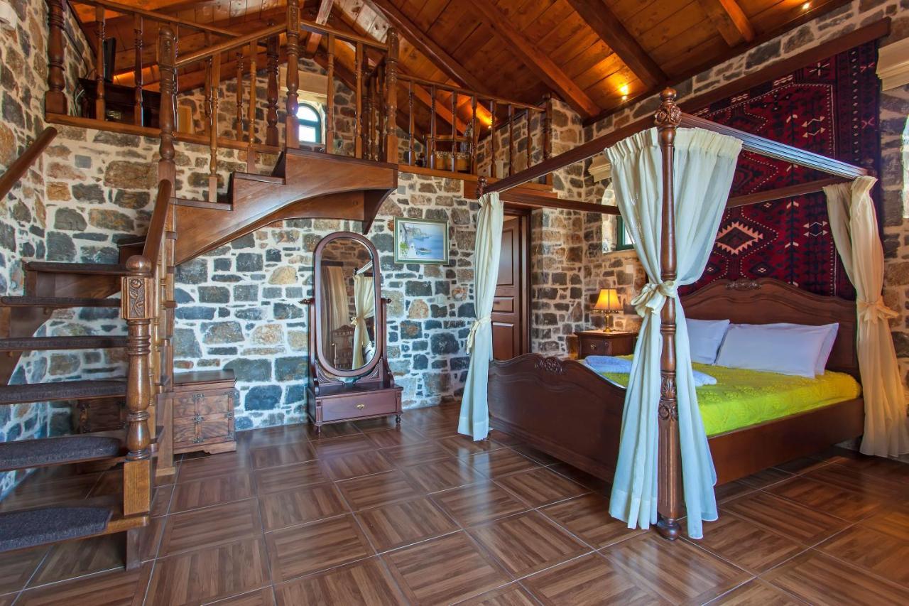 Villa Antina By Posarellivillas Litsardha Bagian luar foto